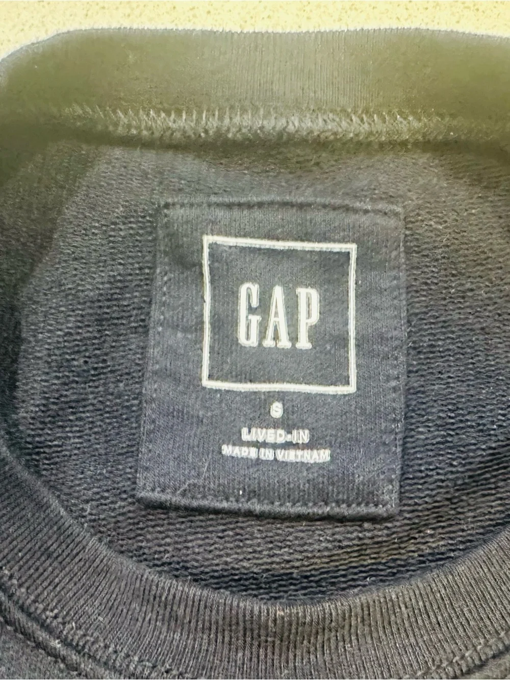GAP Men’s Gray and Navy Crewneck Sweatshirt